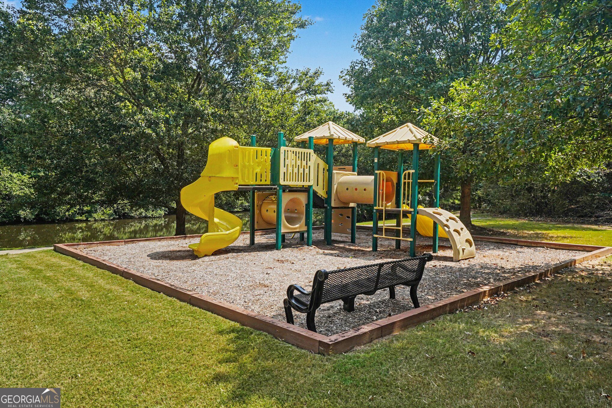 1083 Lakefield Walk Property Photo 40