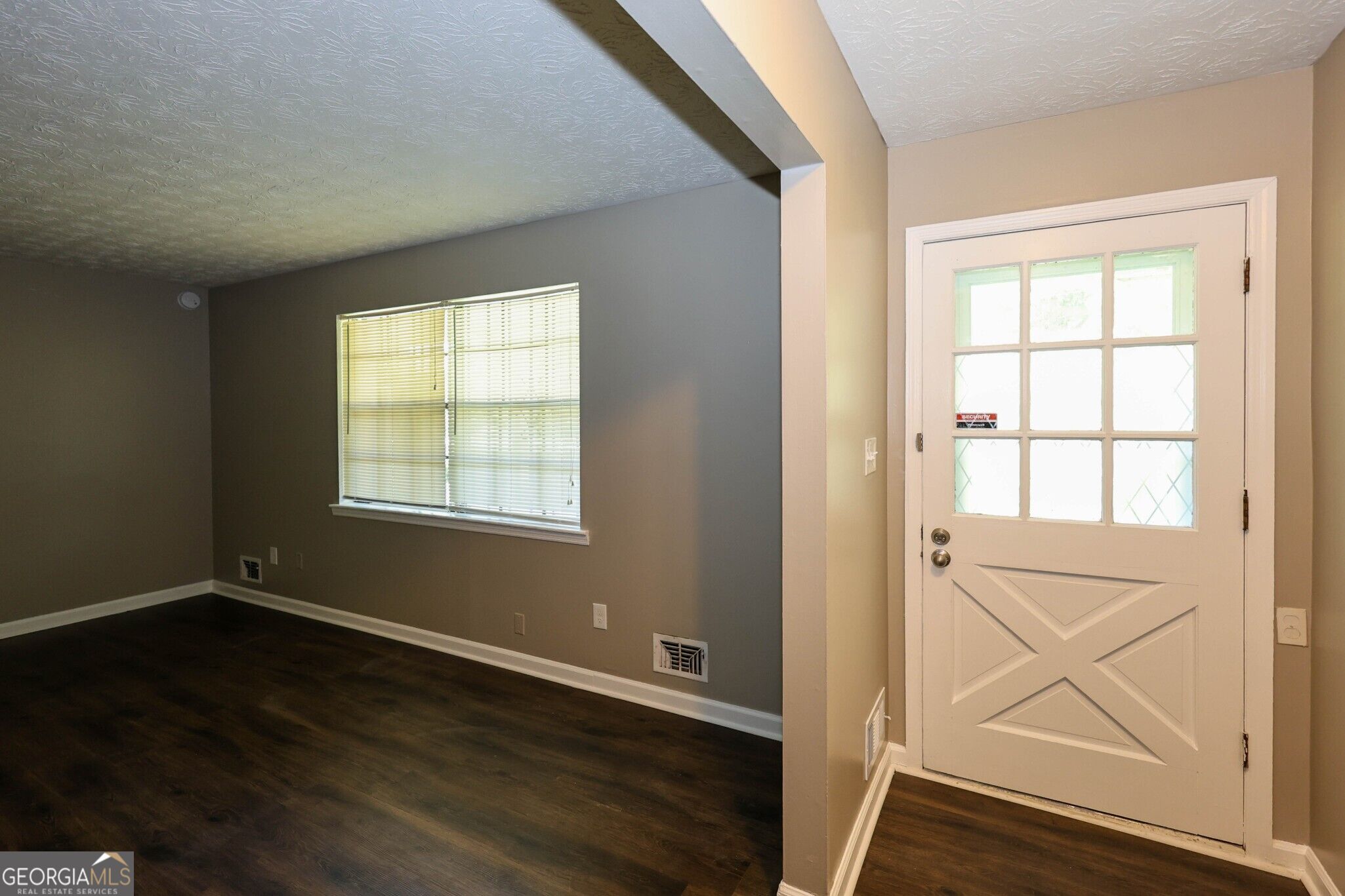 7362 Penland Drive Property Photo 2