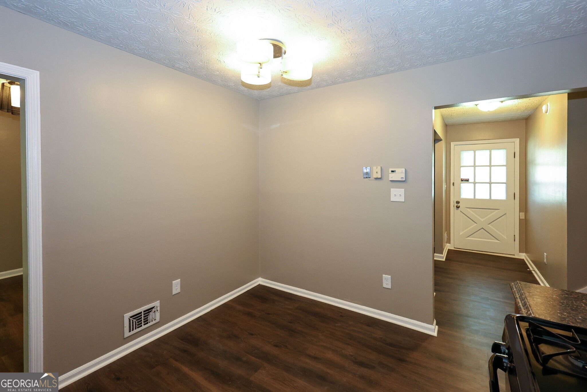 7362 Penland Drive Property Photo 8