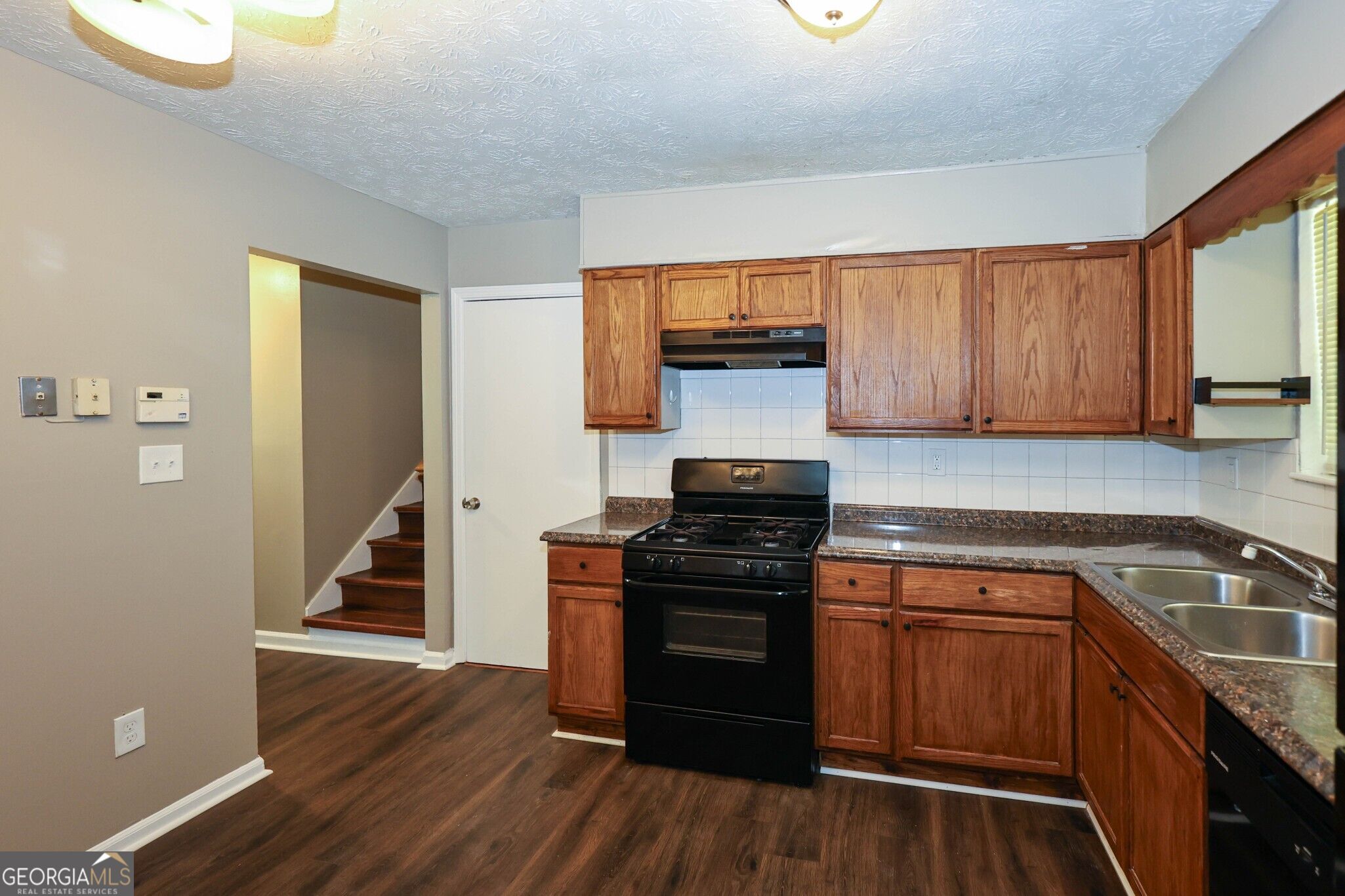 7362 Penland Drive Property Photo 9