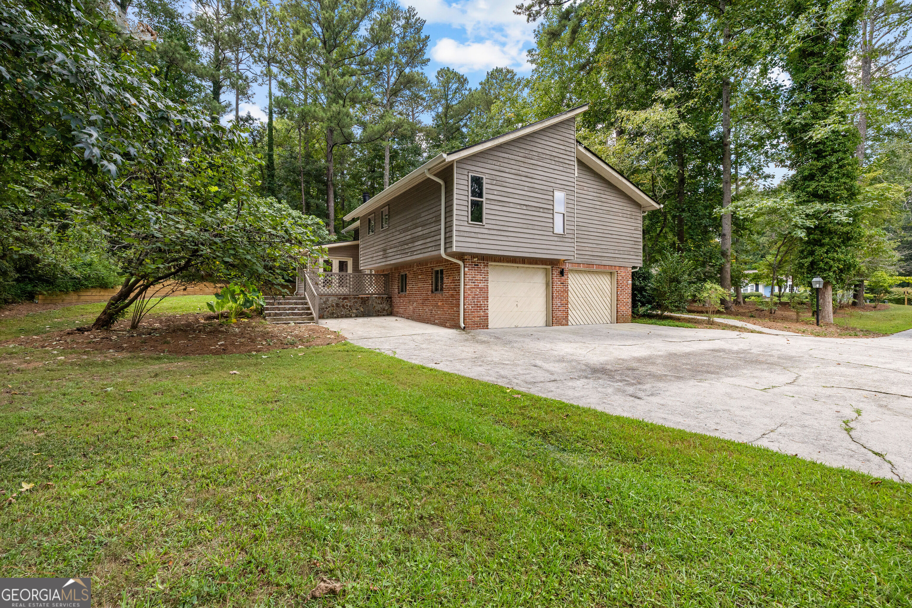 260 Devilla Trace Property Photo 49