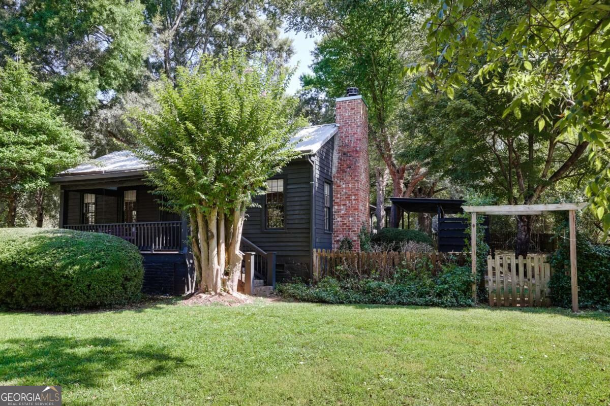 230 Georgia Avenue Property Photo 1