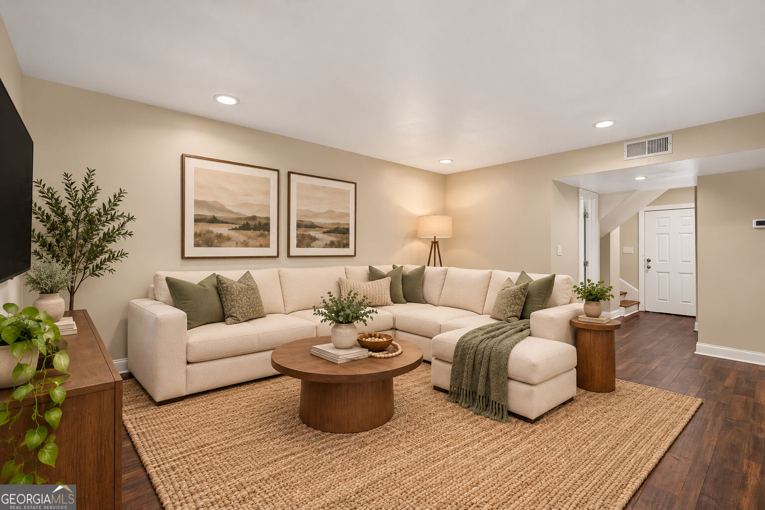 125 Governors Drive Property Photo 8