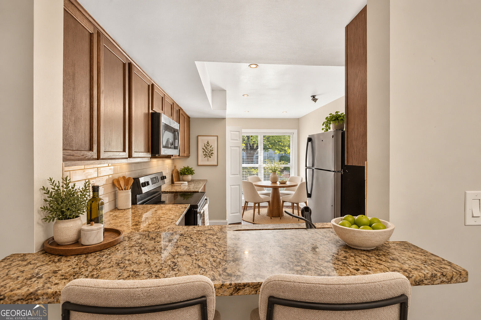 125 Governors Drive Property Photo 10