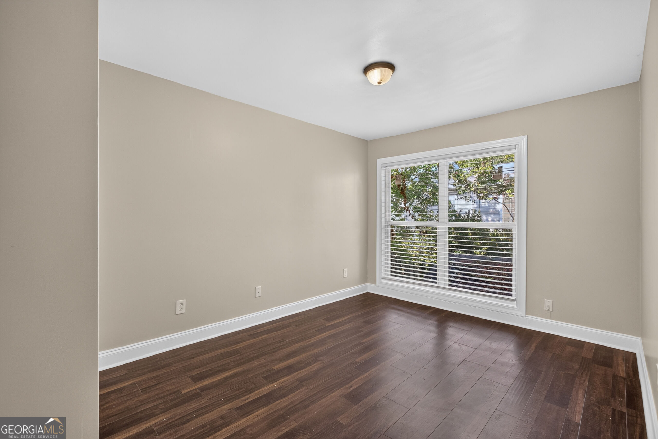 125 Governors Drive Property Photo 17