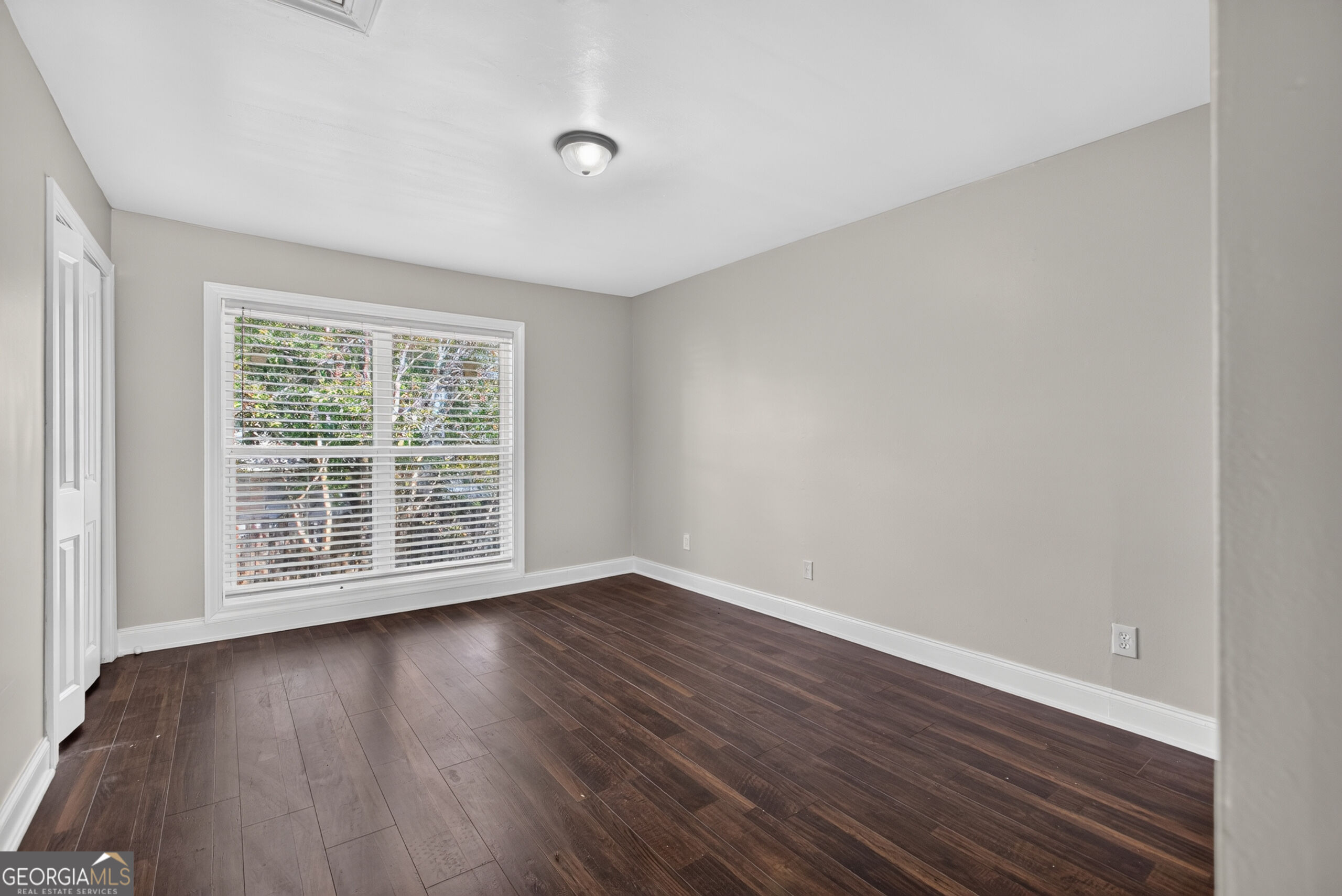 125 Governors Drive Property Photo 21