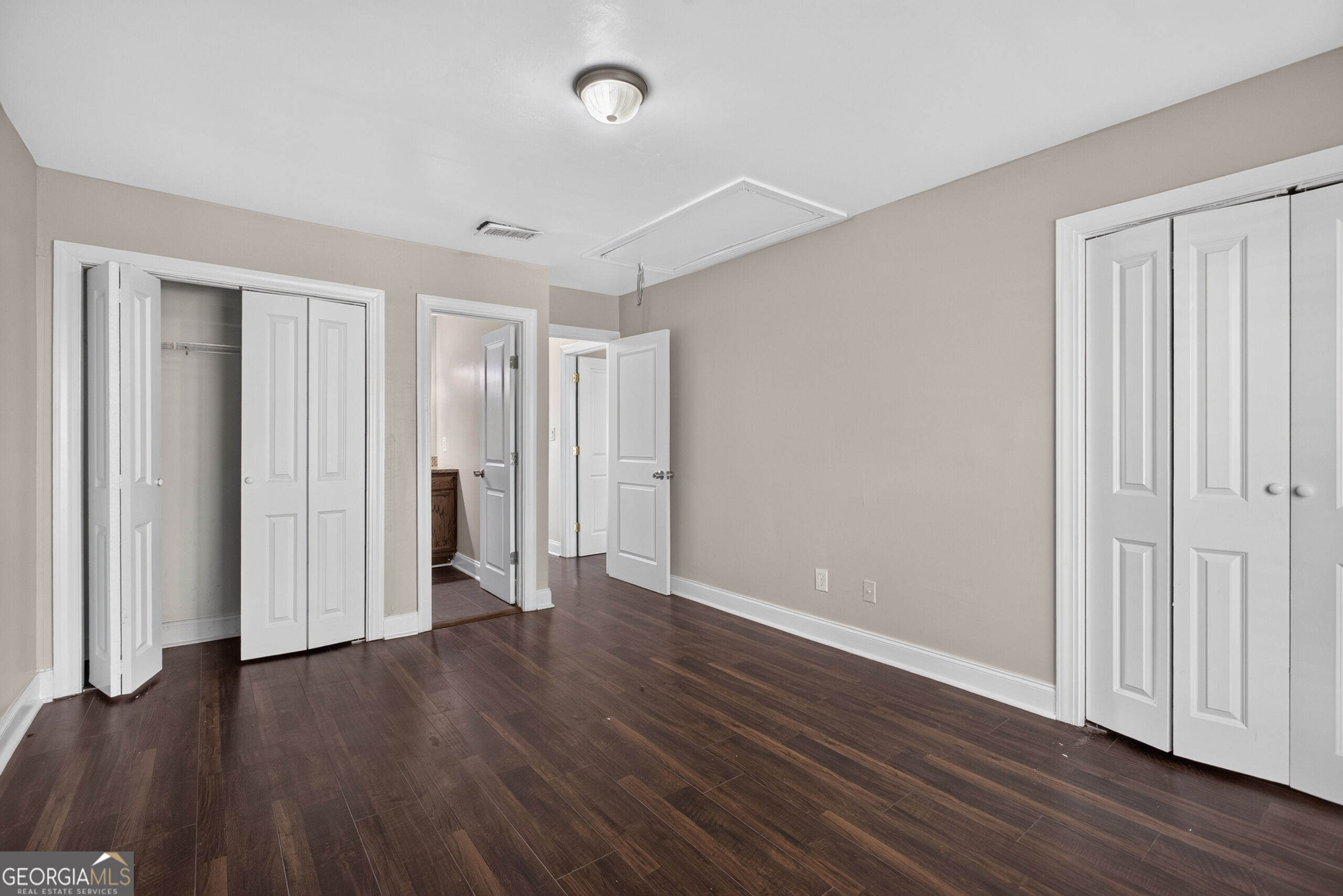 125 Governors Drive Property Photo 23