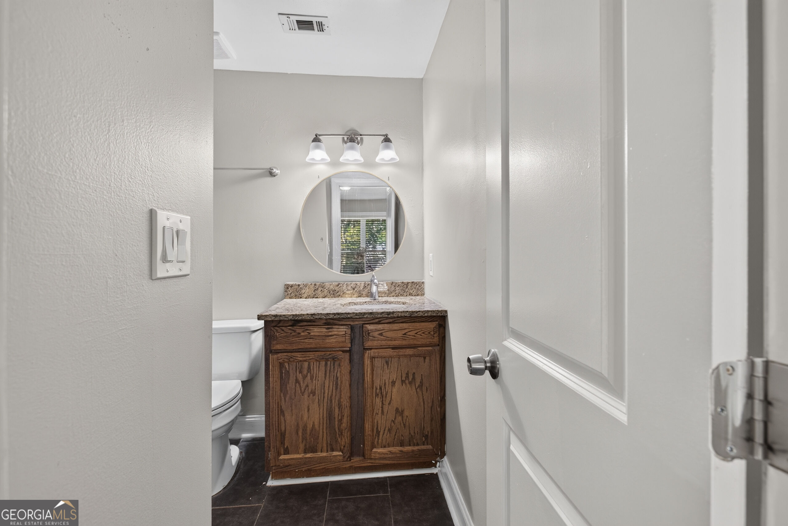 125 Governors Drive Property Photo 25