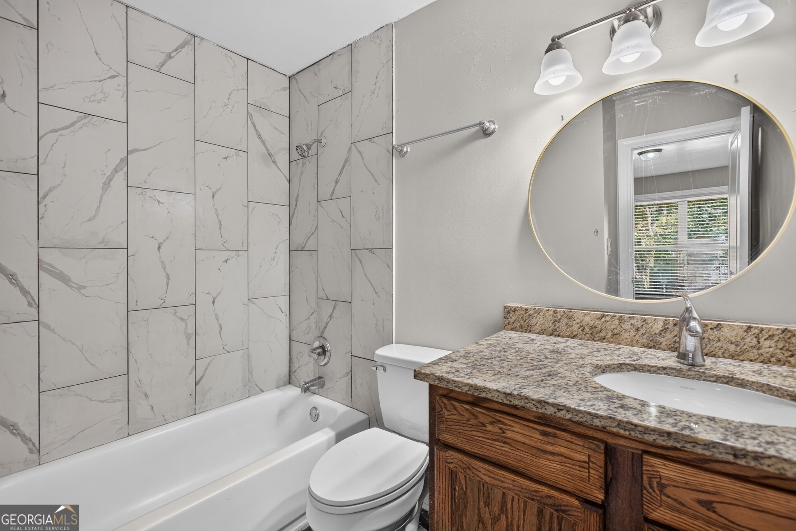 125 Governors Drive Property Photo 27