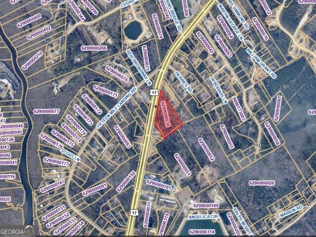 17 N Highway Property Photo 2