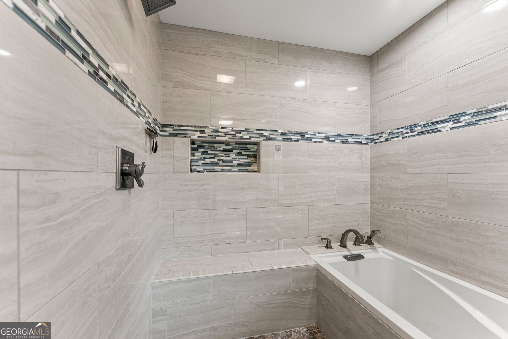9220 Mainsail Drive Property Photo 28