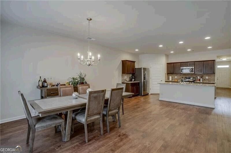 2436 Foxy Drive Property Photo 10