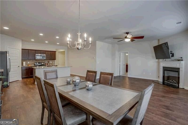 2436 Foxy Drive Property Photo 11