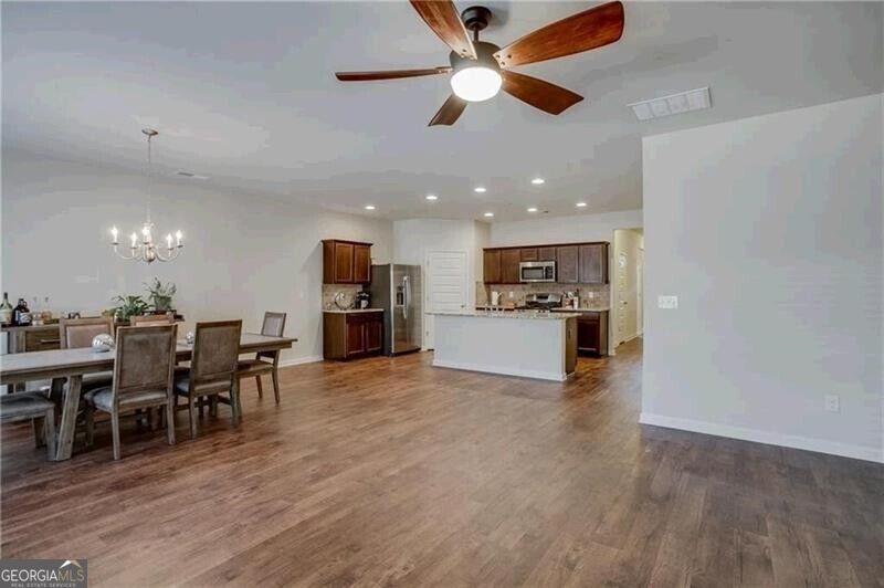 2436 Foxy Drive Property Photo 16