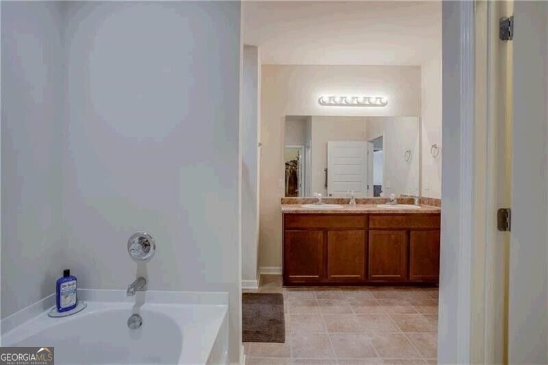 2436 Foxy Drive Property Photo 34