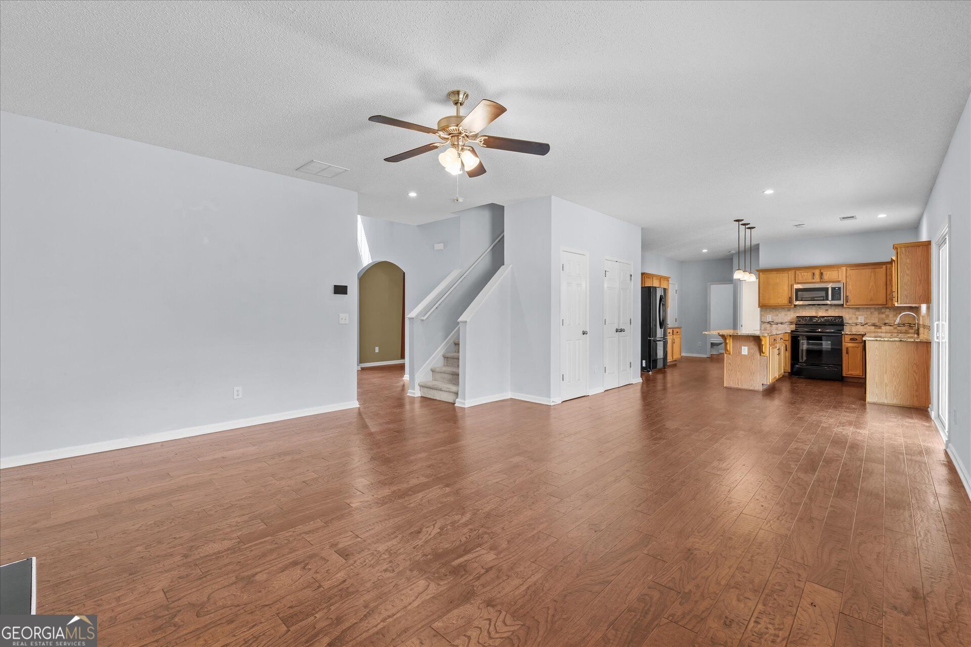 901 Center Bay Drive Property Photo 15