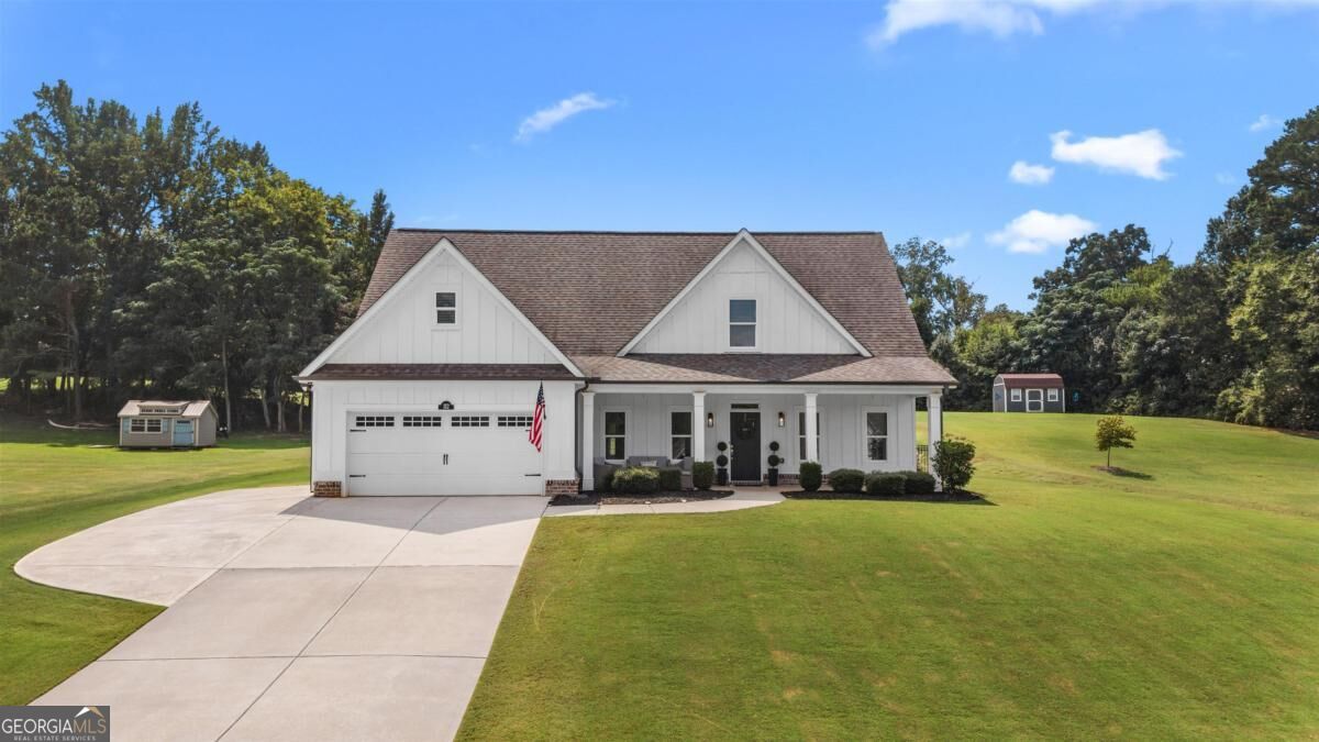 112 Alexander Lakes Drive
