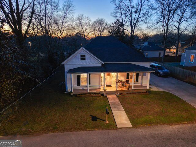 3160 Butler Avenue Se Property Photo 9