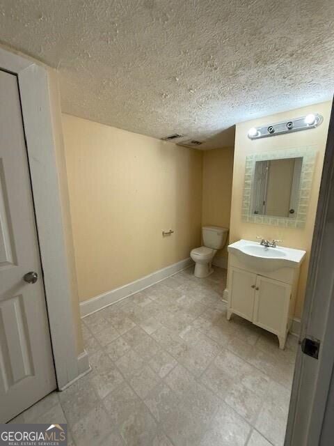 709 College Street Property Photo 5