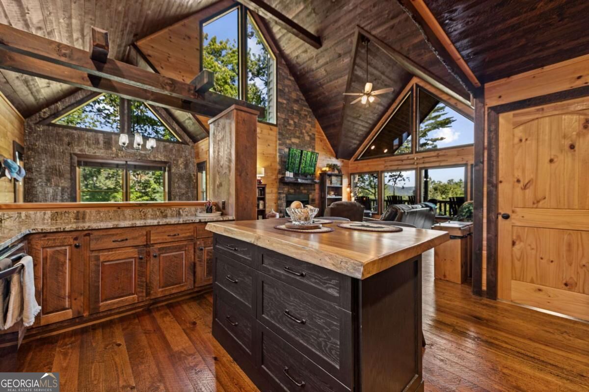 321 Quail Ridge Road Property Photo 13