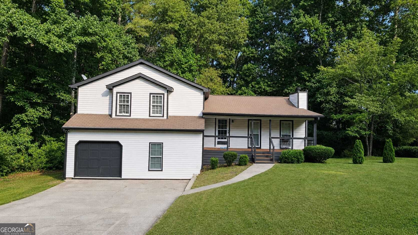 124 Cagle Property Photo 1