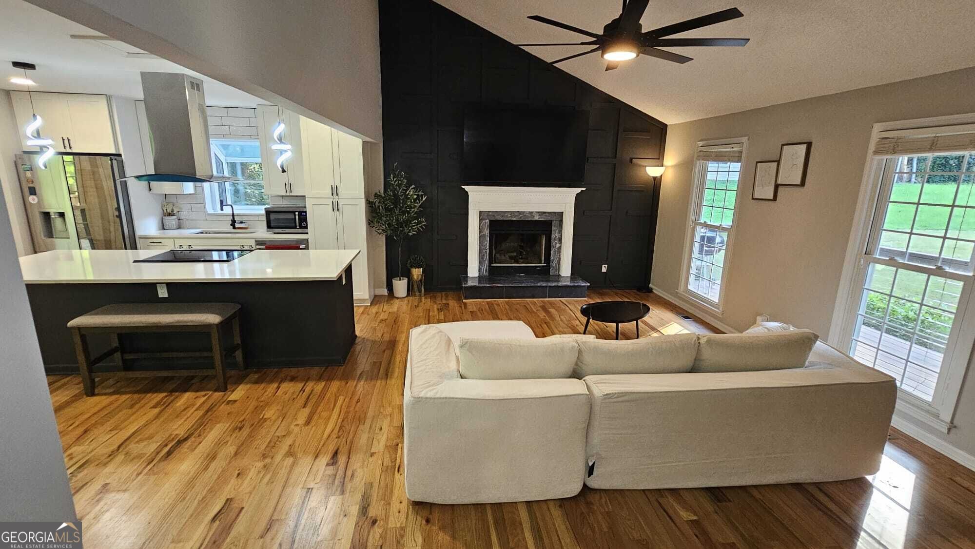 124 Cagle Property Photo 4