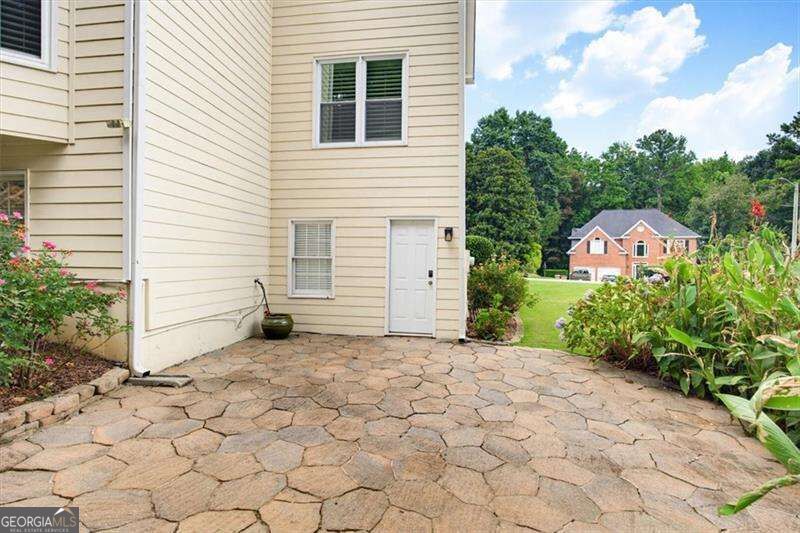 1014 Legacy Walk Property Photo 32