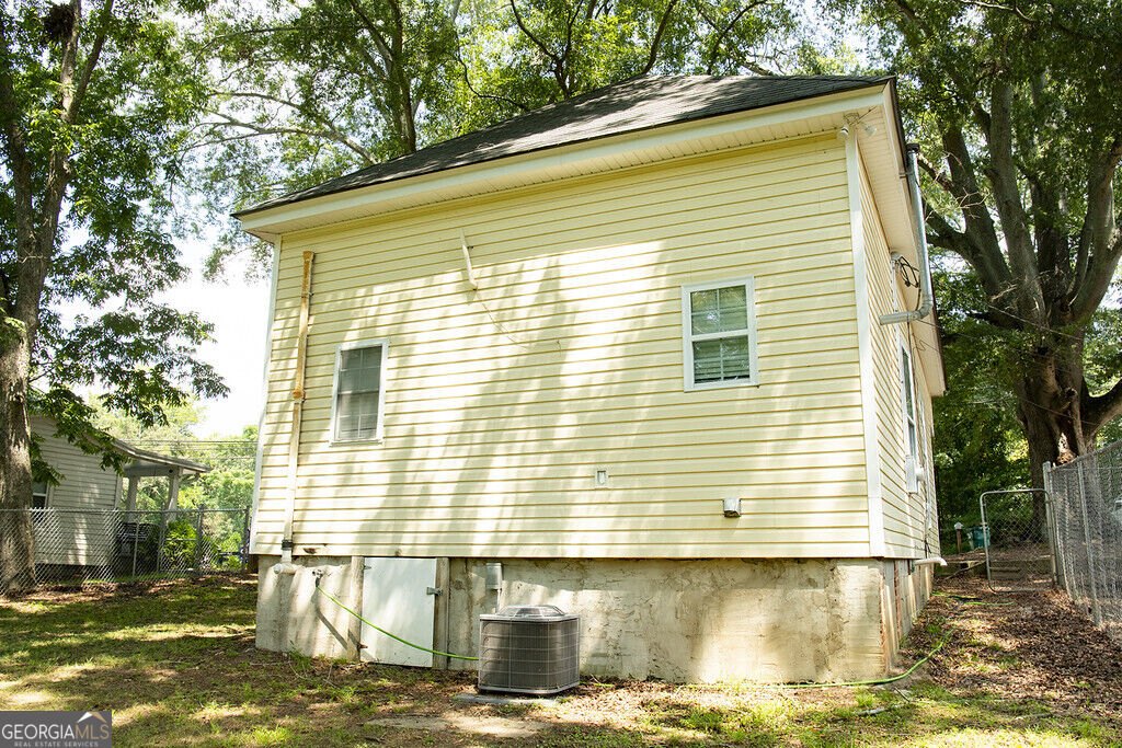 534 Lovvorn Road Property Photo 8