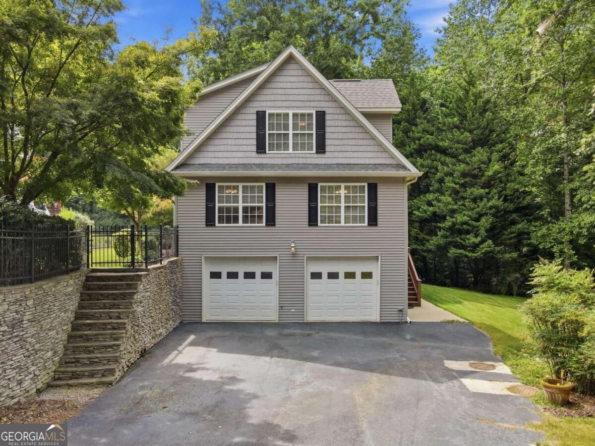 3056 Clear Cove Way Property Photo 18