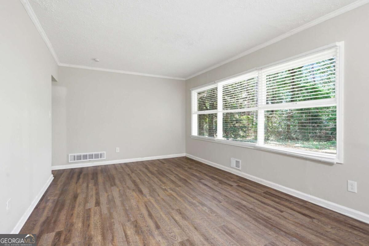 1145 Canal Street Property Photo 4