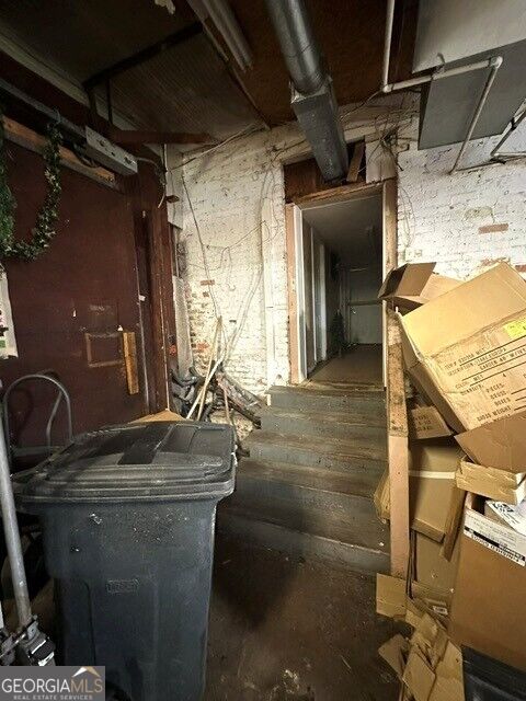 114/118 S State Street Property Photo 4