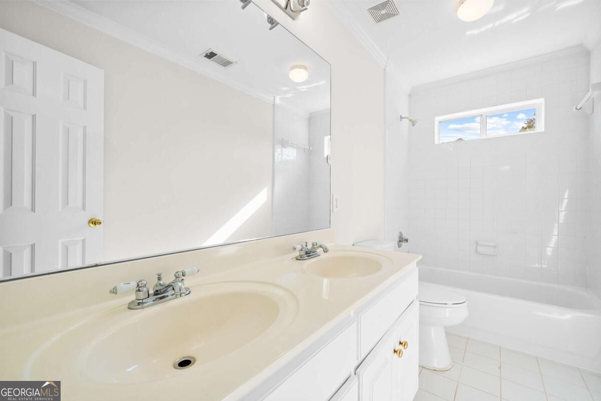 1810 Sunset Harbour Pointe Property Photo 40