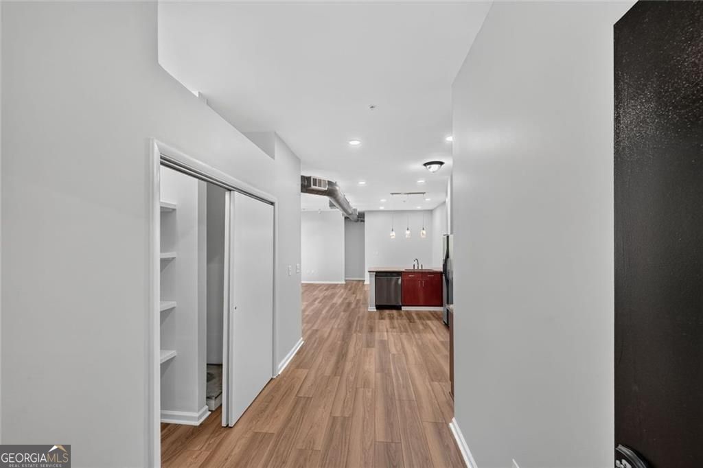 5300 Peachtree Road # 1111 Property Photo 2
