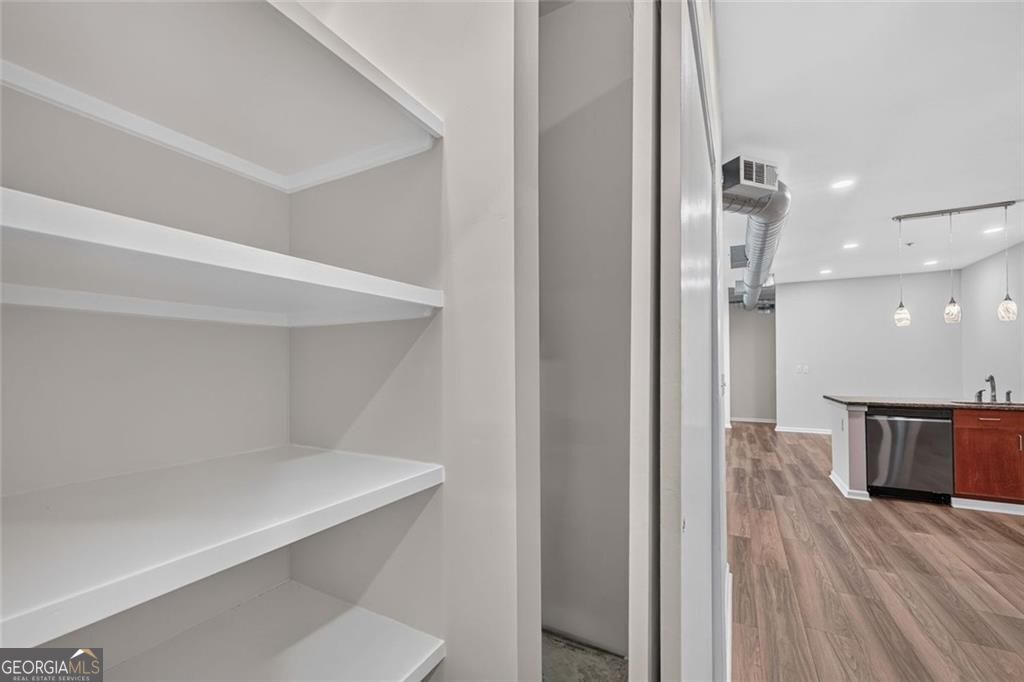 5300 Peachtree Road # 1111 Property Photo 3