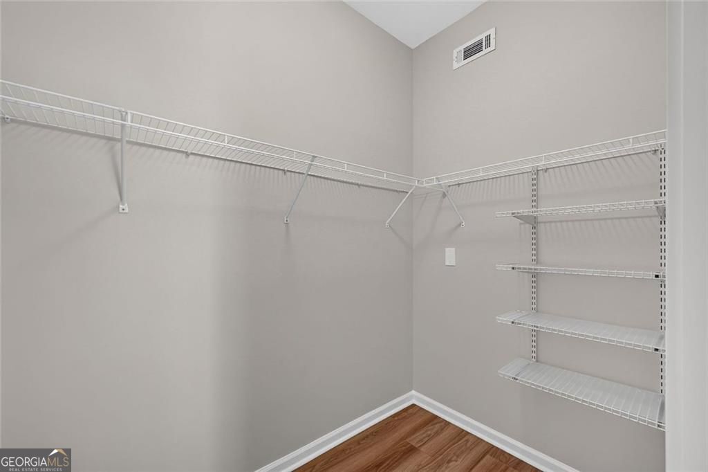5300 Peachtree Road # 1111 Property Photo 11