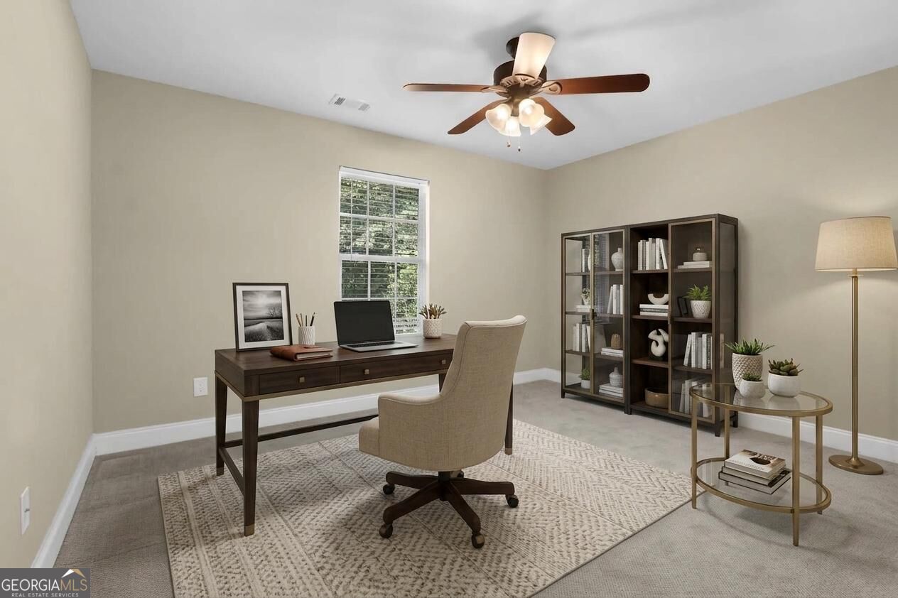 3710 Silver Hill Circle Property Photo 4