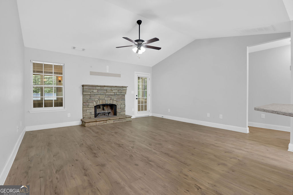 3710 Silver Hill Circle Property Photo 12