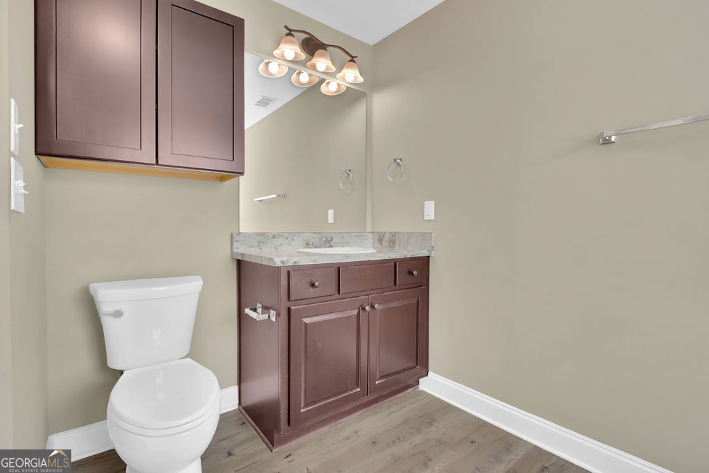 3710 Silver Hill Circle Property Photo 28