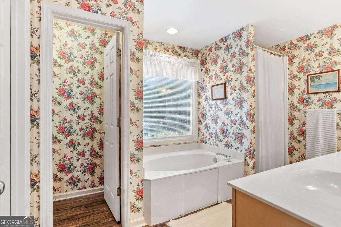105 Farringdon Circle Property Photo 34