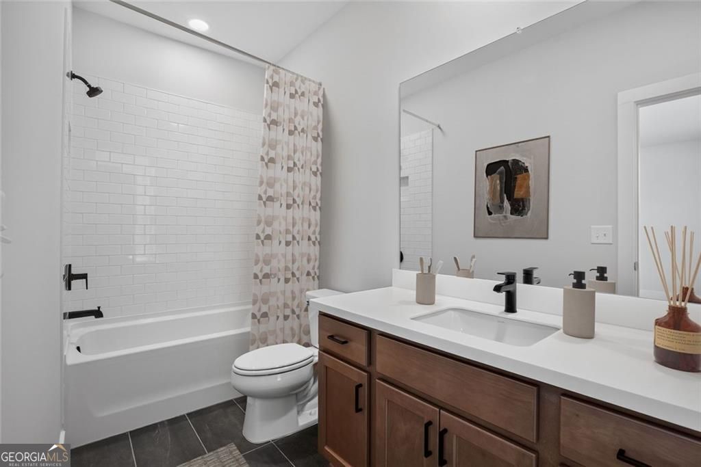 2324 Mockernut Trail Property Photo 19
