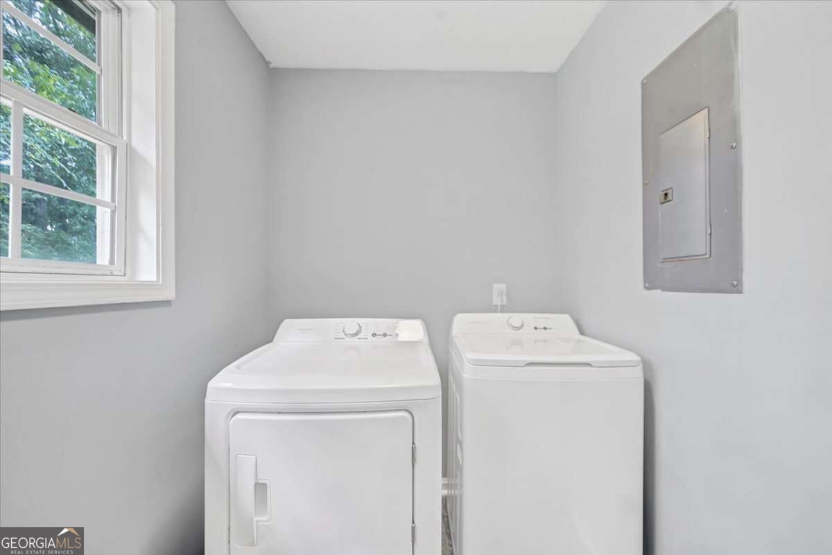 51 Johnson Avenue Property Photo 15