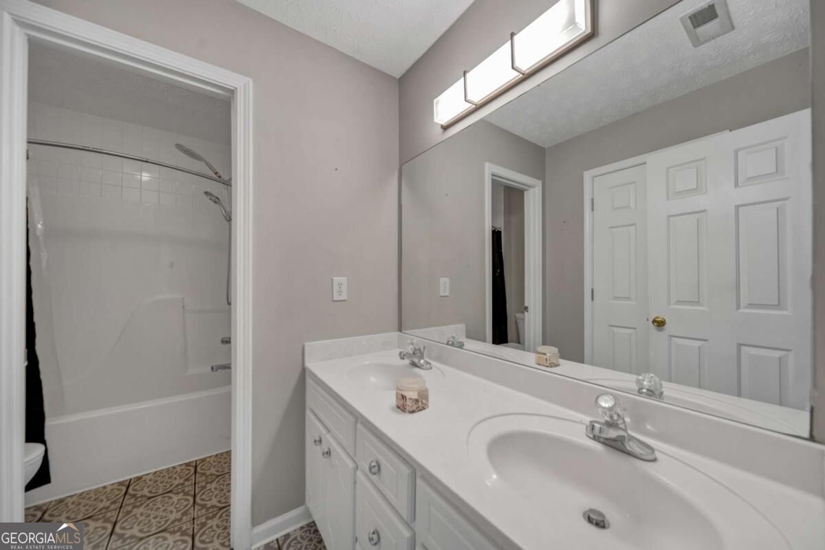 2506 Sky Valley Drive Property Photo 21