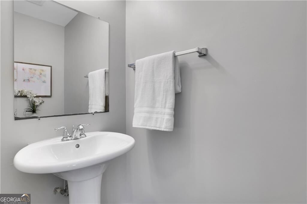 2431 Woodside Way Property Photo 15