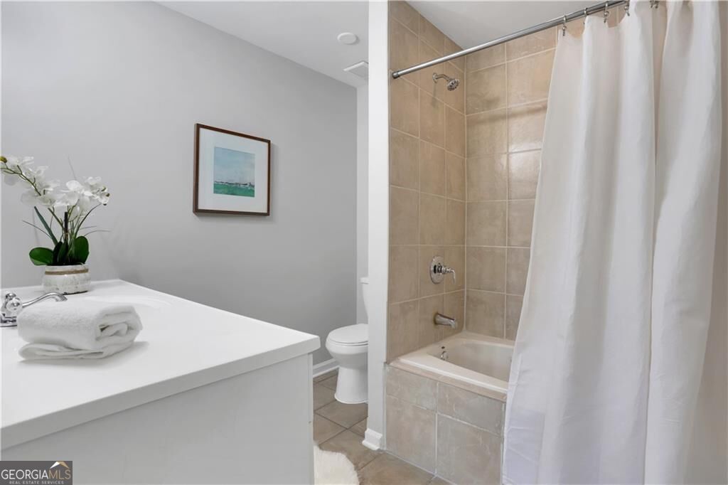 2431 Woodside Way Property Photo 20