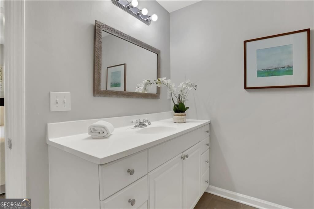 2431 Woodside Way Property Photo 21