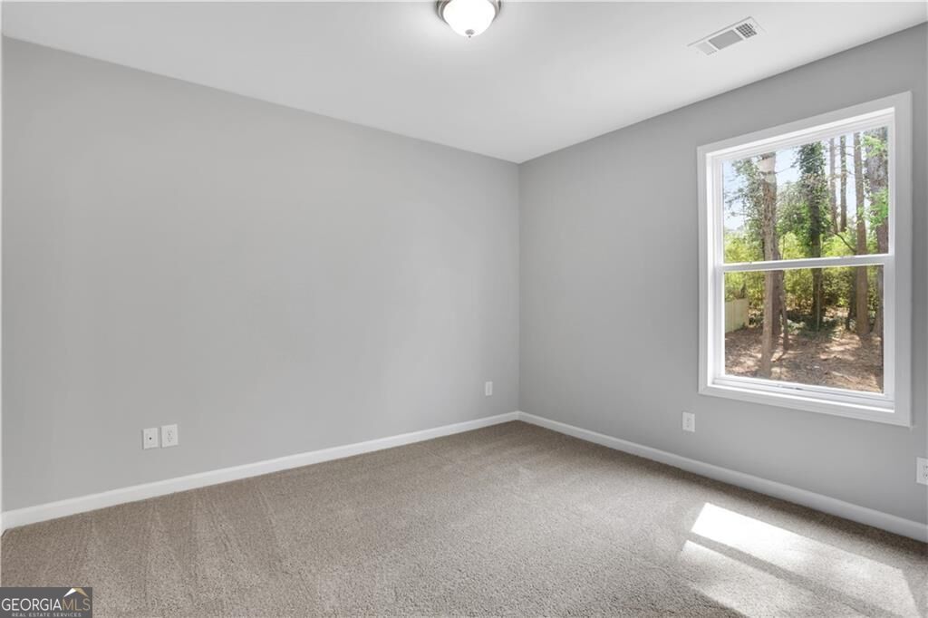 2431 Woodside Way Property Photo 24