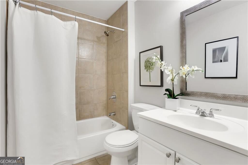 2431 Woodside Way Property Photo 30