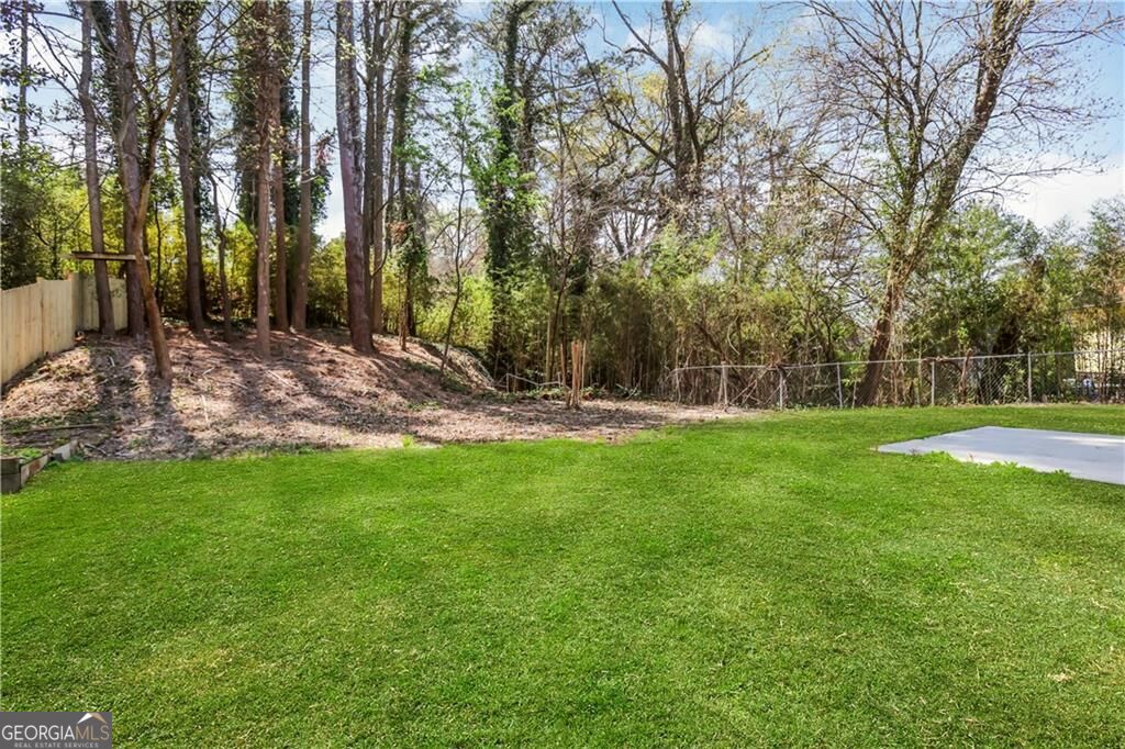 2431 Woodside Way Property Photo 32