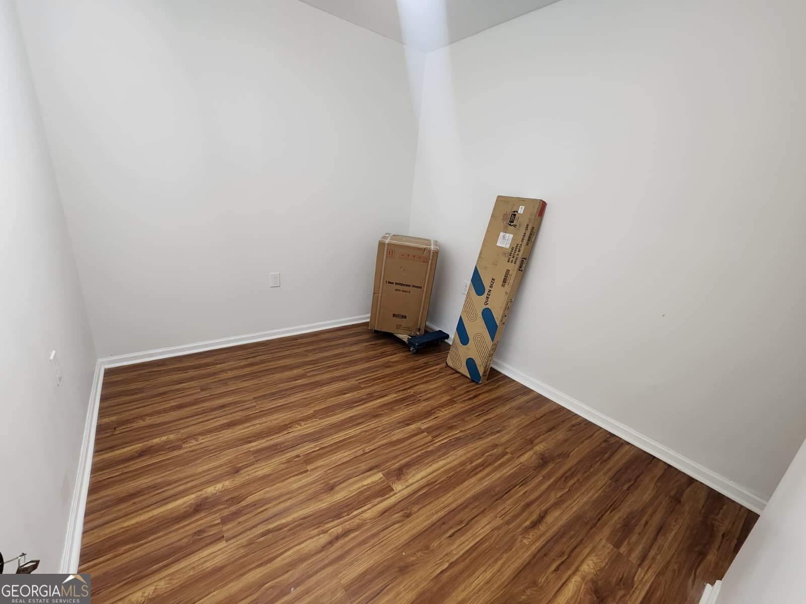 2431 Woodside Way Property Photo 41
