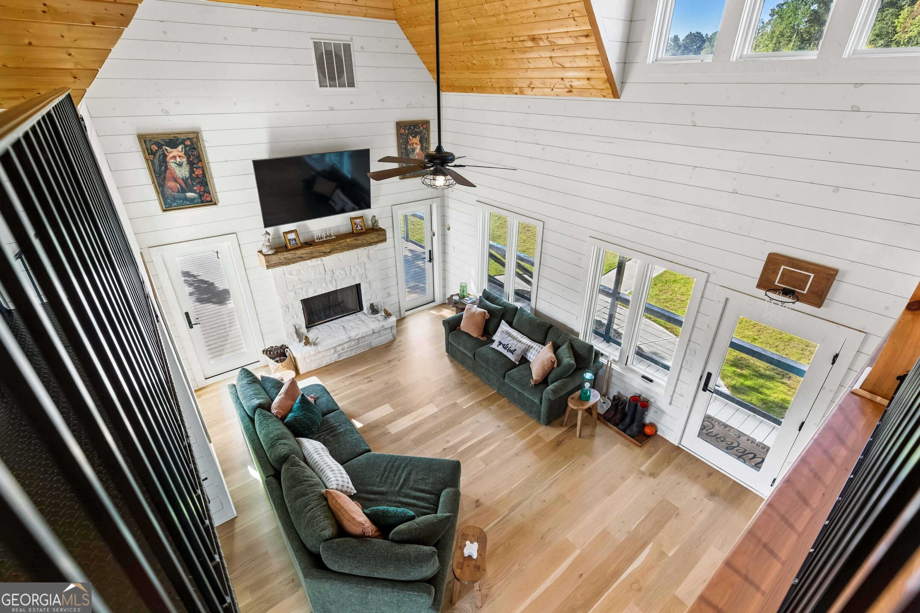 692 Hutchins Wolfskin Road Property Photo 30